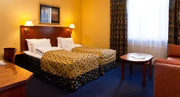 Hotel Thon Stefan 3*
